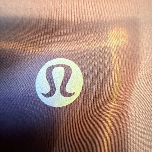 Lululemon Rogue Renegade Super High Rise Tight Crop Black Size 8/Medium - Picture 5 of 10